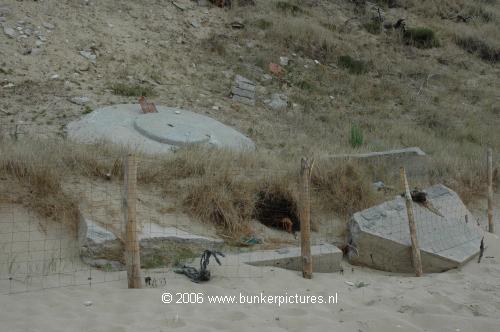 © bunkerpictures - Emplacement 7.5 cm gun